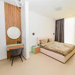 Apartament Cost Luxury 239 *