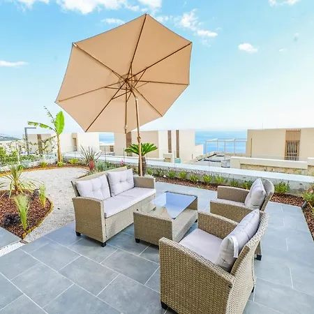 Cost Luxury 239 דירה *